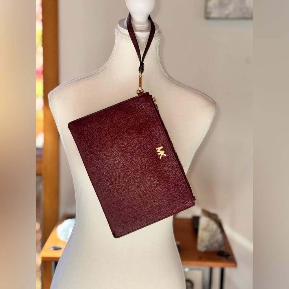 Michael Kors Medium Leather Pouch